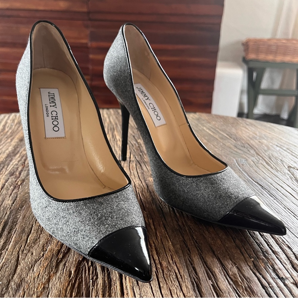 Jimmy Choo unworn stiletto pumps size 37